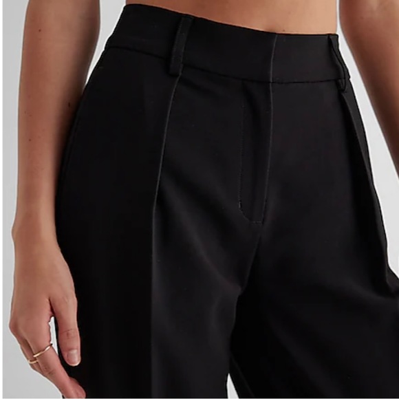 Express Stylist Super High Waisted Pleated Pant, Women’s Size 8R, Black - Picture 2 of 8
